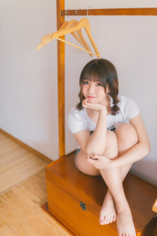 夜店DJ女跳舞衣服